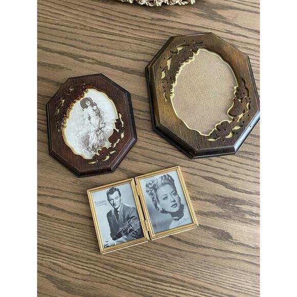 Vintage Frame British Registered Design 1960s Faux Wood Set Gold Bifold Frames - Picture 1 of 9